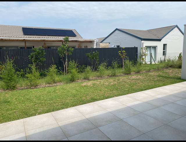 2 BEDROOM TOWNHOUSE FOR SALE IN LALELA ESTATE